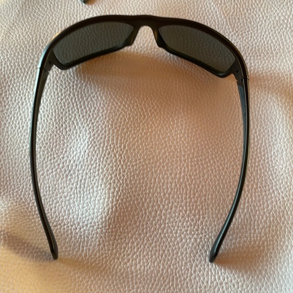 Puma Sunglasses - Picture 4 of 6